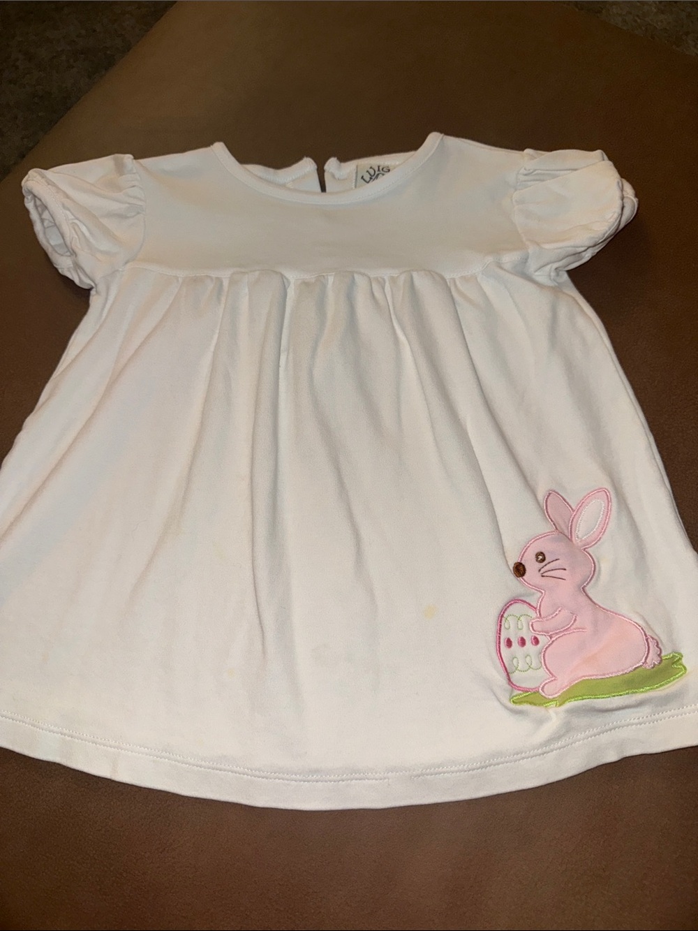 White Baby Girl Short-Sleeve Top with Pink Bunny Appliqué